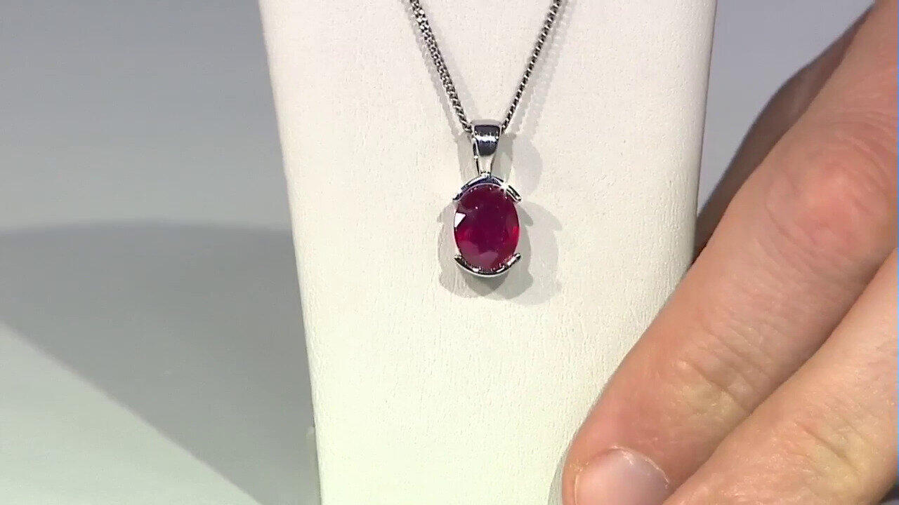 Video Pendentif en argent et Rubis de Madagascar