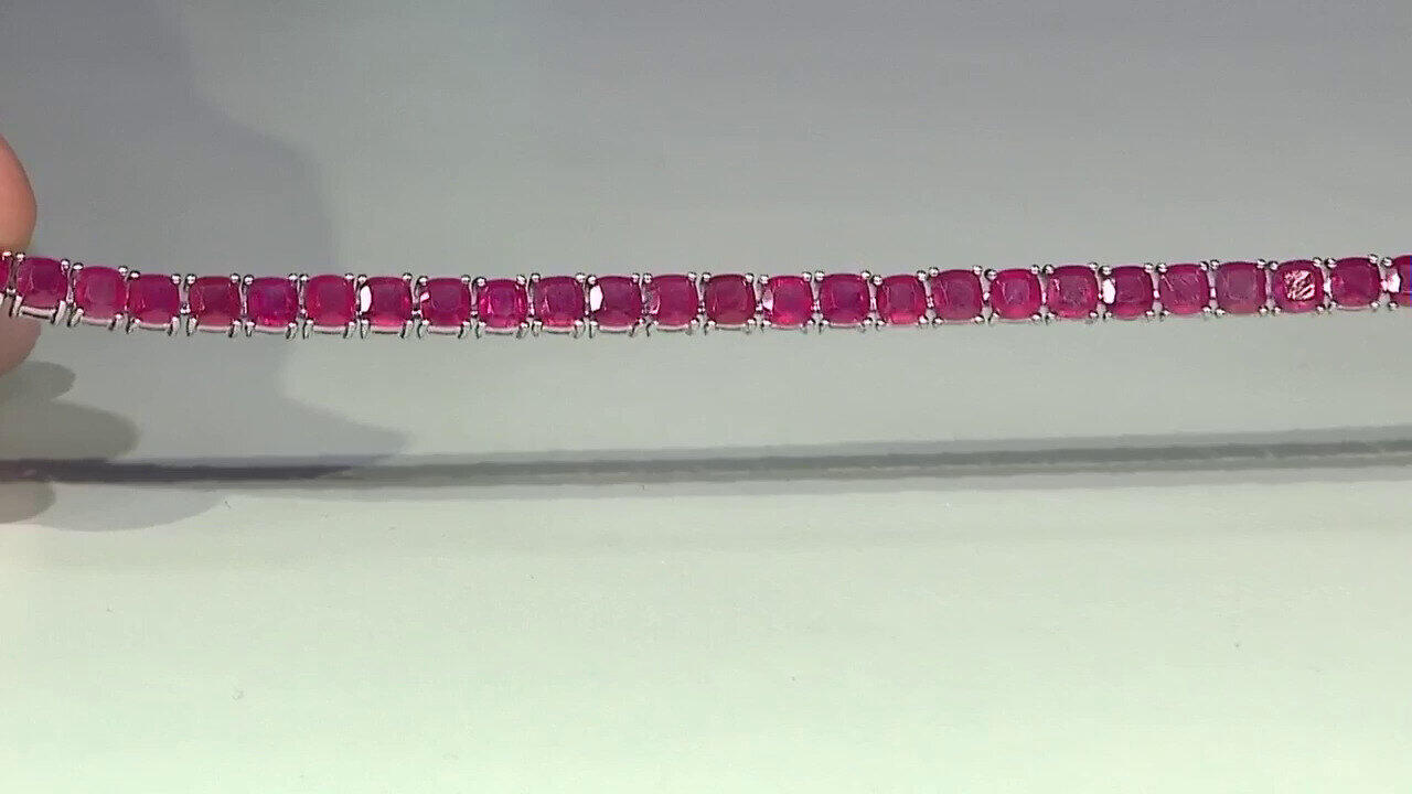 Video Brazalete en plata con Rubí de Madagascar