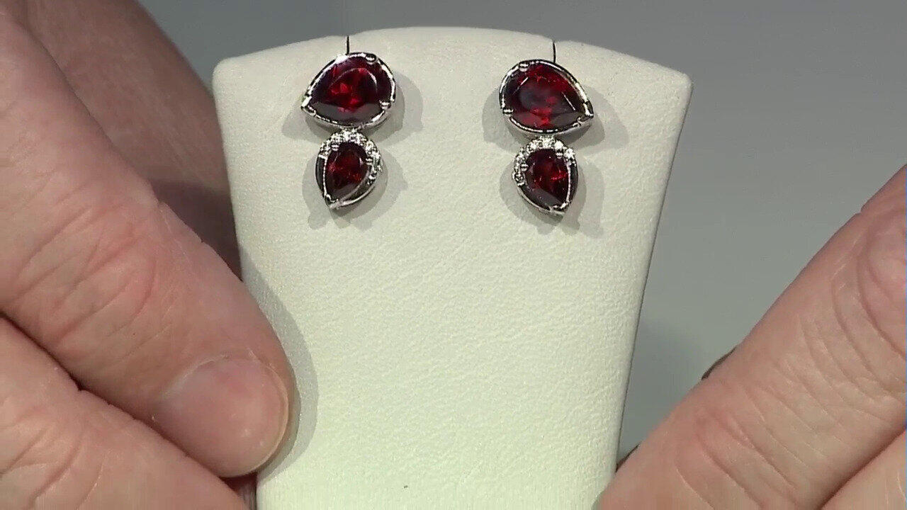 Video Boucles d'oreilles en argent et Grenat du Mozambique