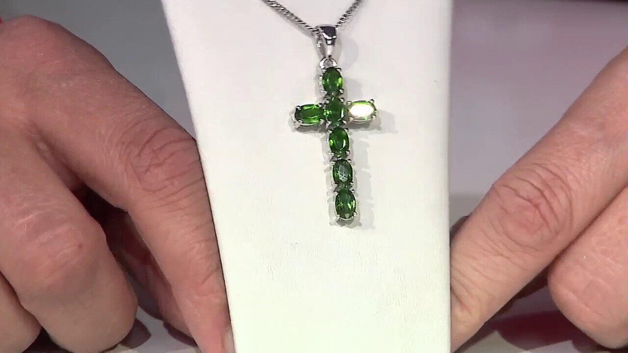 Video Ciondolo in argento con Diopside Russo