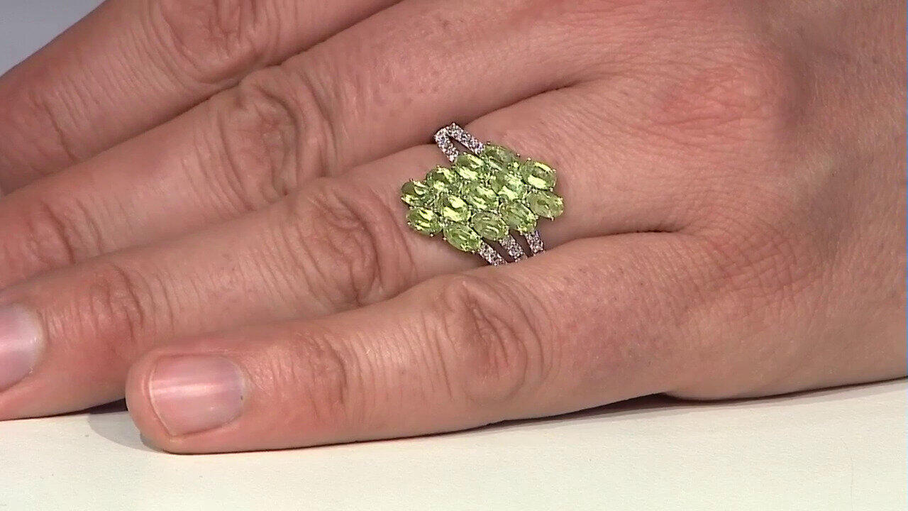 Video Zilveren ring met peridoots