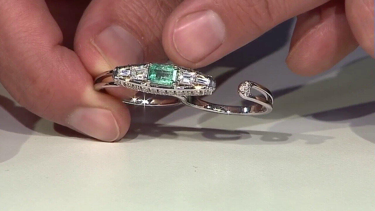 Video Anello in argento con Smeraldo Russo