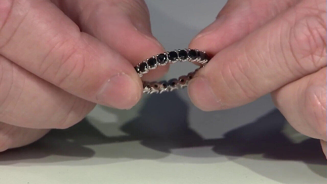 Video Anello in argento con Spinello Nero