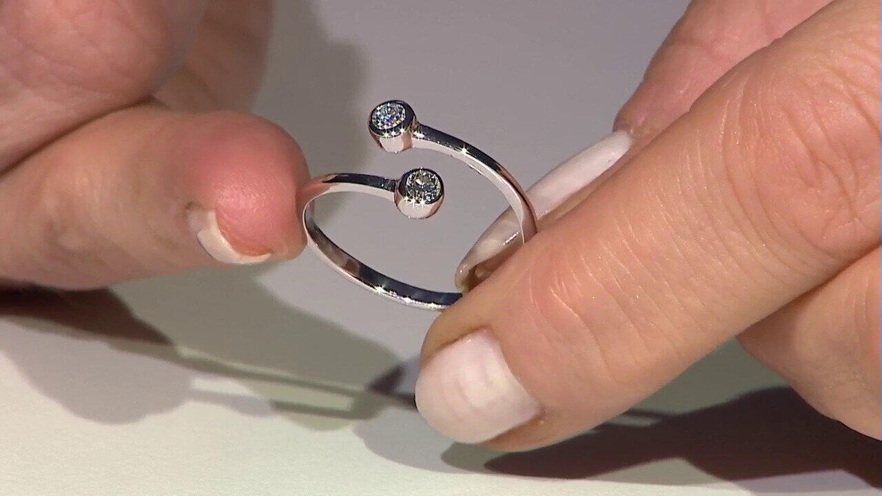 Video 9K VVS1 (G) Diamond Gold Ring (Annette)