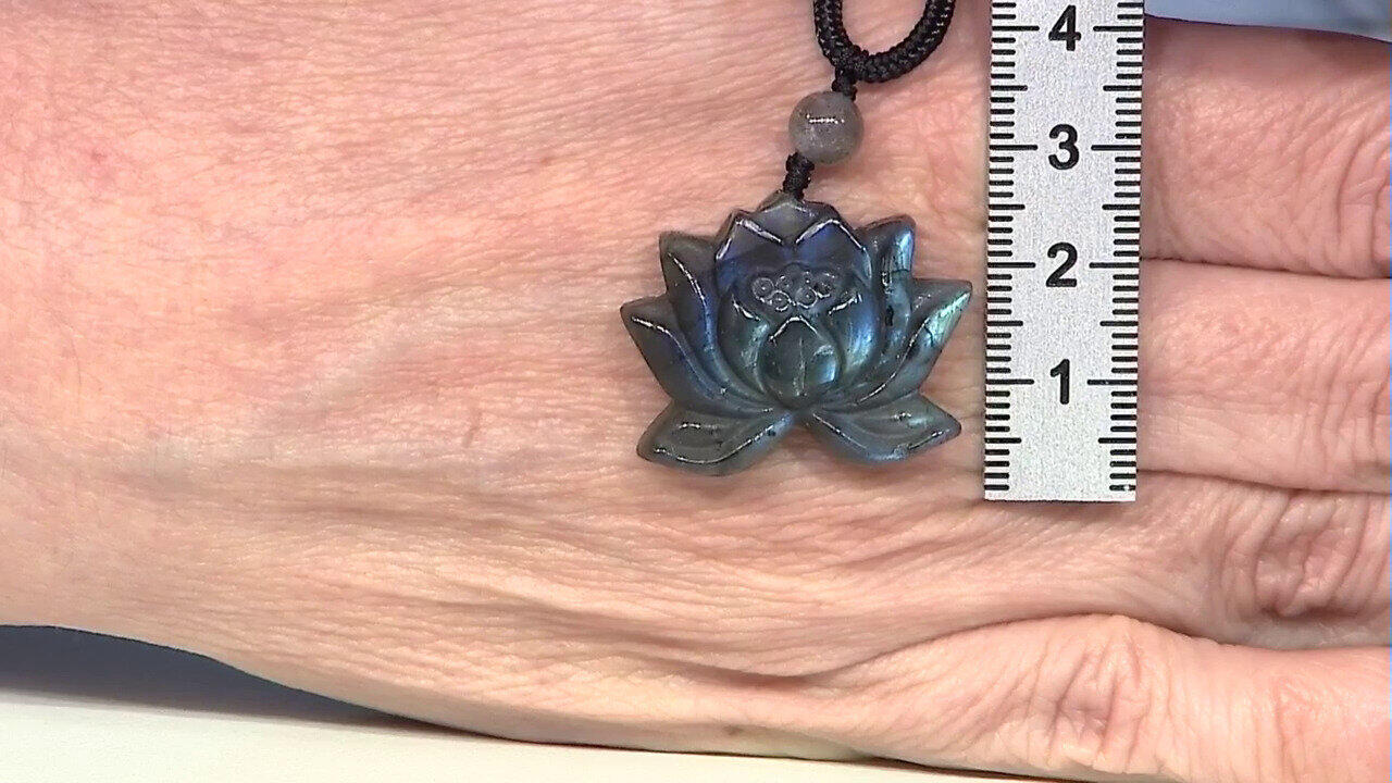 Video Labradorite Necklace