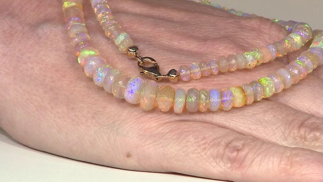 Video Collana in oro con Opale di Welo