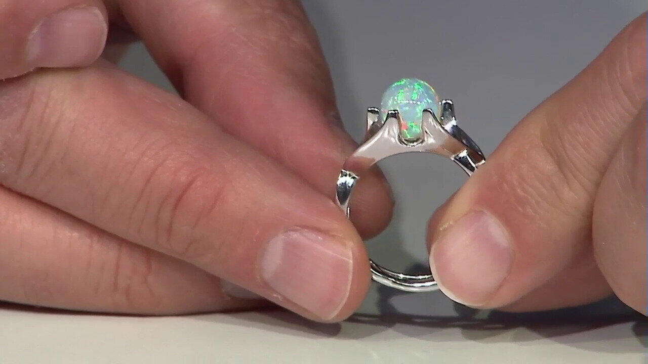 Video Gouden hanger met een AAA Welo-opaal (Ornaments by de Melo)