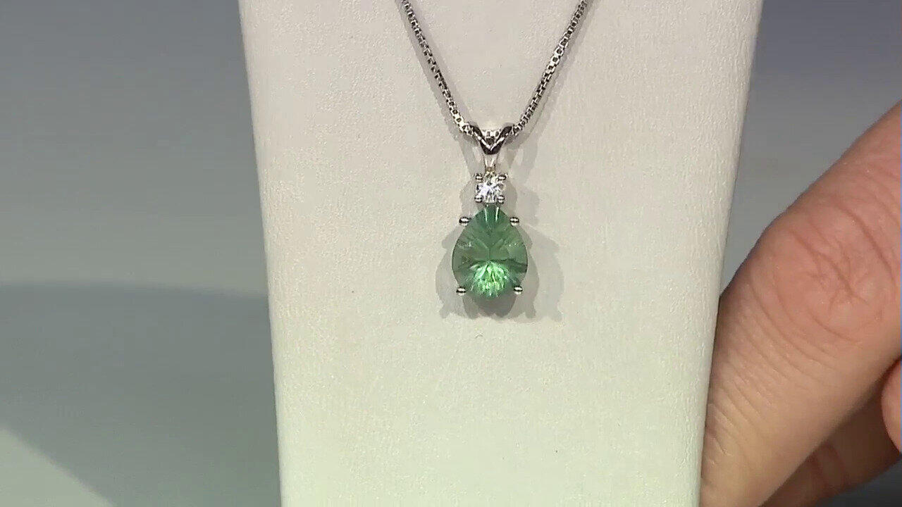 Video Ciondolo in argento con Fluorite Verde