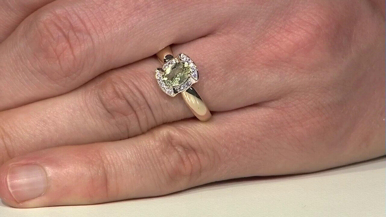 Video Gouden ring met een Australische mint beril