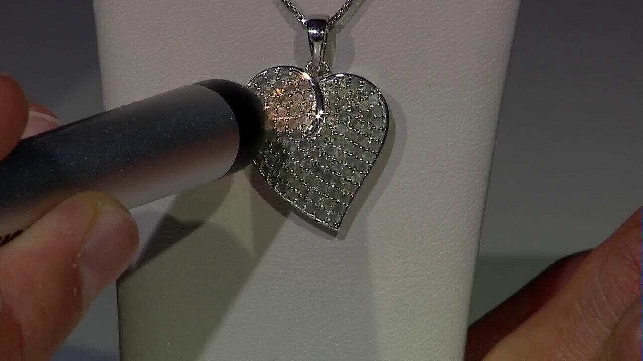 Video Ciondolo in argento con Alessandrite