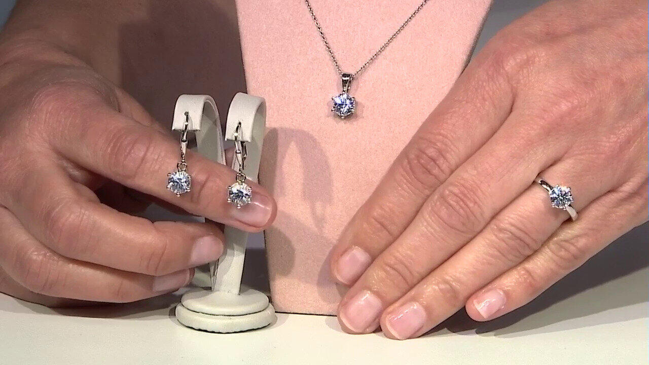 Video Orecchini in argento con Zircone