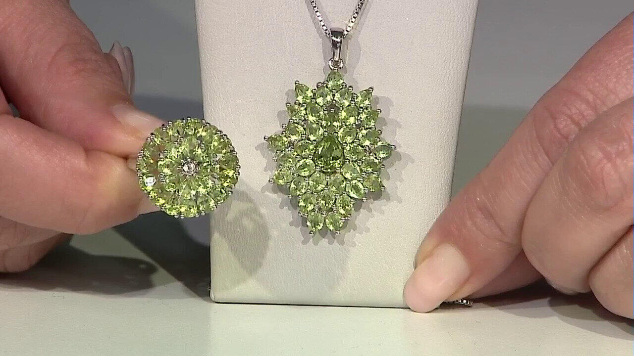 Video Pendentif en argent et Péridot