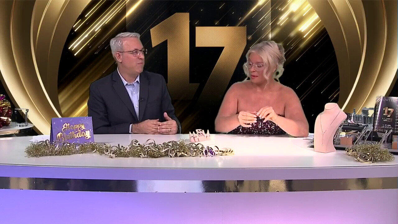 Video Anillo en plata con Zafiro verde de Tulear (Pallanova)