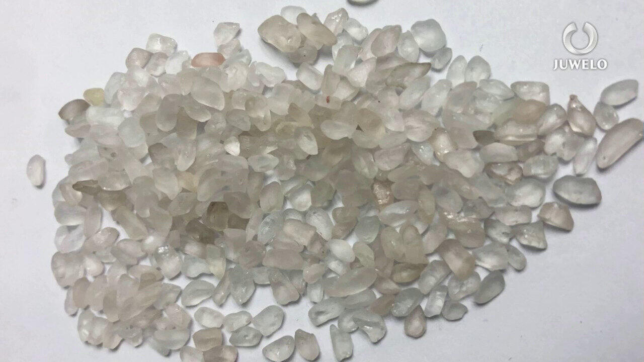 Video Pendientes en plata con Zafiro blanco