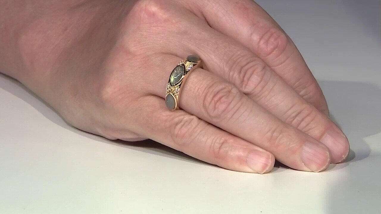 Video Anillo en plata con Labradorita verde de Maniry (KM by Juwelo)