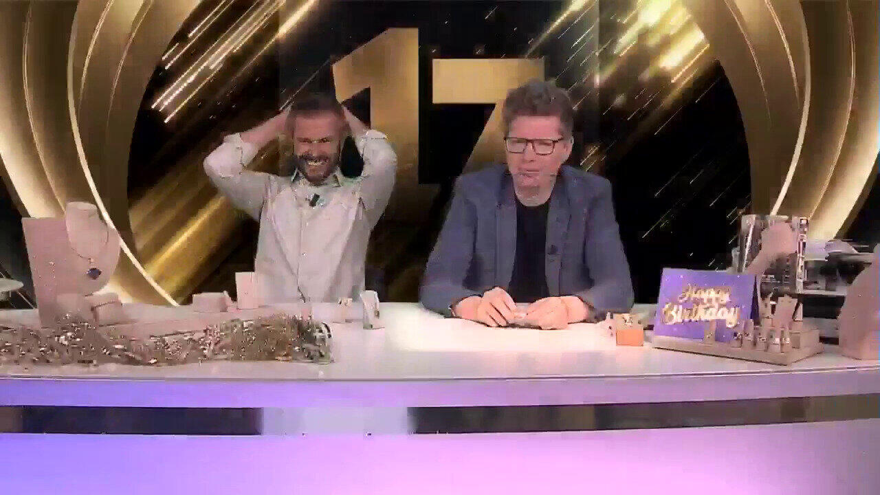 Video Anello in argento con Smeraldo Russo (de Melo)