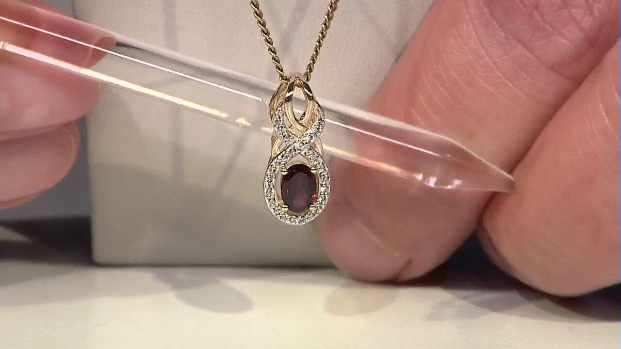Video Pendentif en or et Rubis de Songea