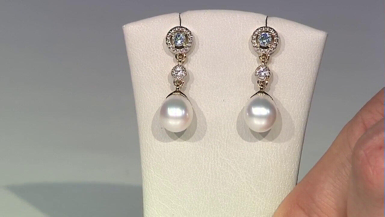 Video Boucles d'oreilles en or et Perle blanche des mers du sud (Michelle Albala)
