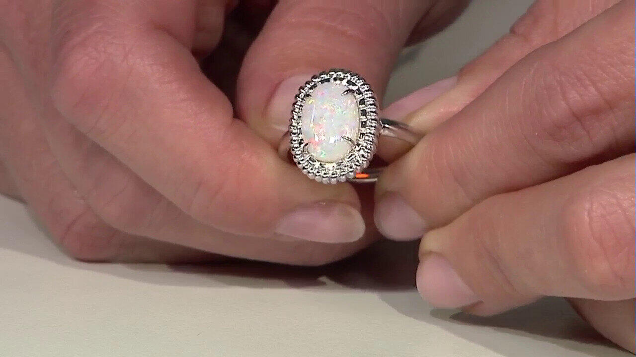 Video Bague en or et Opale blanche du Brésil