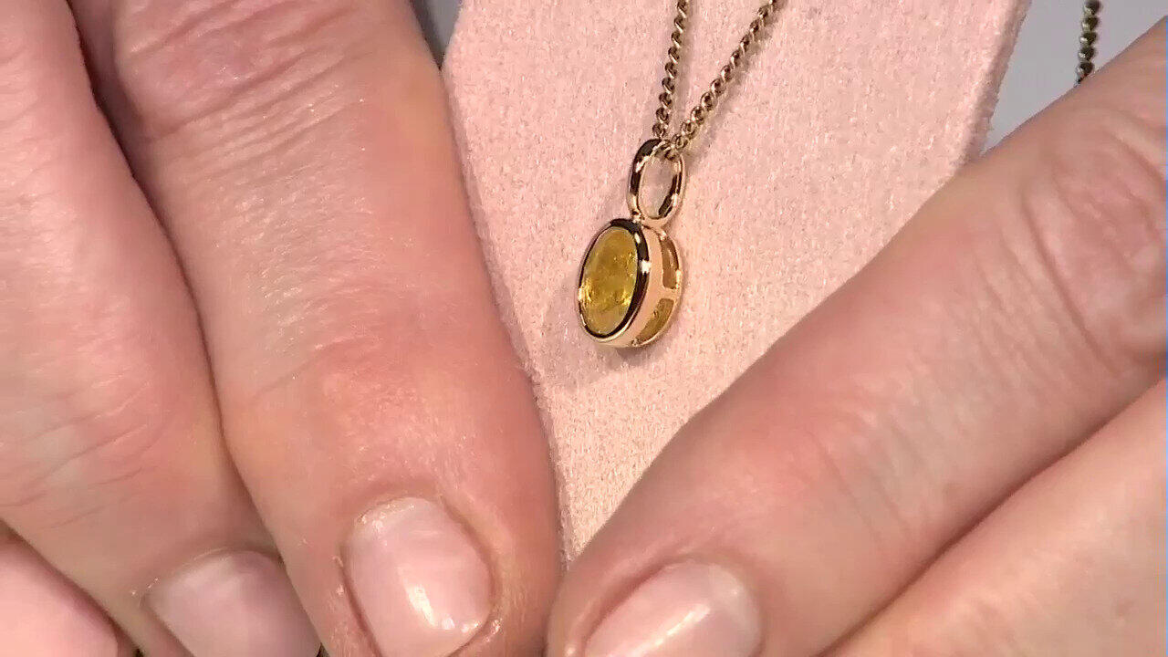 Video Pendentif en argent et Saphir jaune de Madagascar