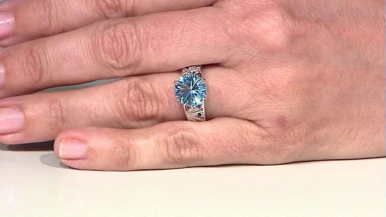Video Bague en argent et Topaze bleu ciel