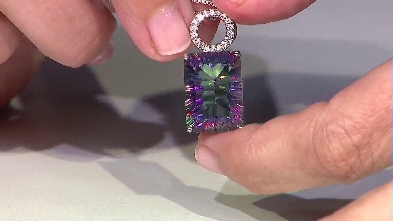 Video Pendentif en argent et Quartz mystique