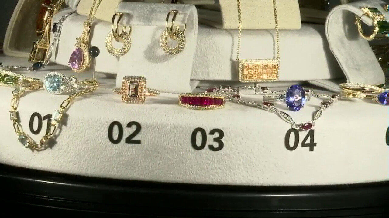 Video Boucles d'oreilles en or et Diamant I1 (H) (CIRARI)