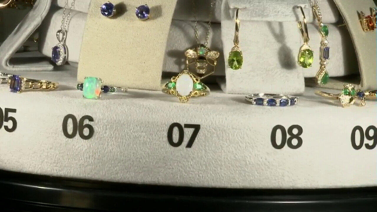 Visualizza l‘ultima asta di gioielli in Tv