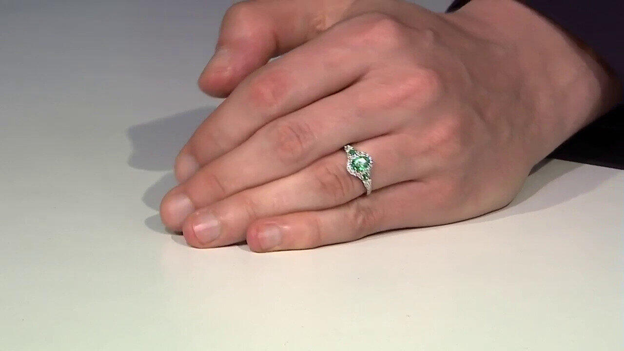 Video Bague en or et Spinelle rose de Birmanie (CIRARI)