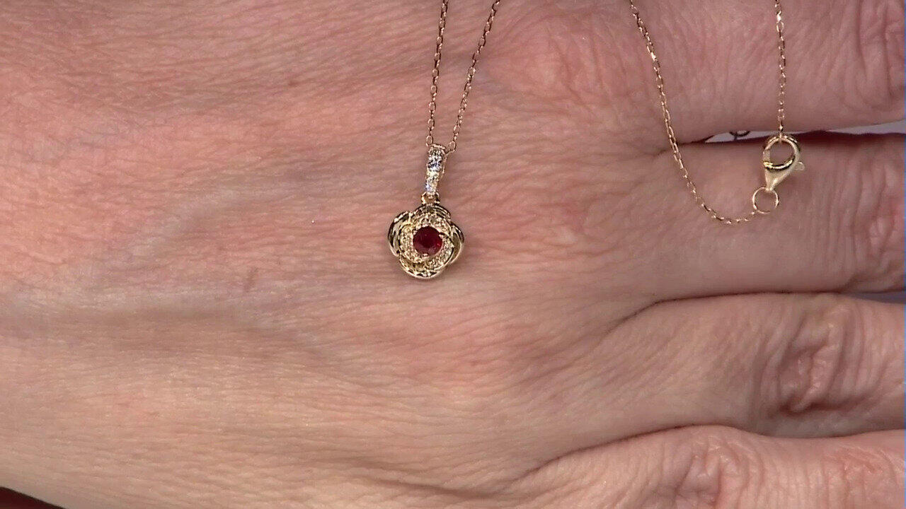 Video Collier en or et Rubis AAA du Mozambique (CIRARI)