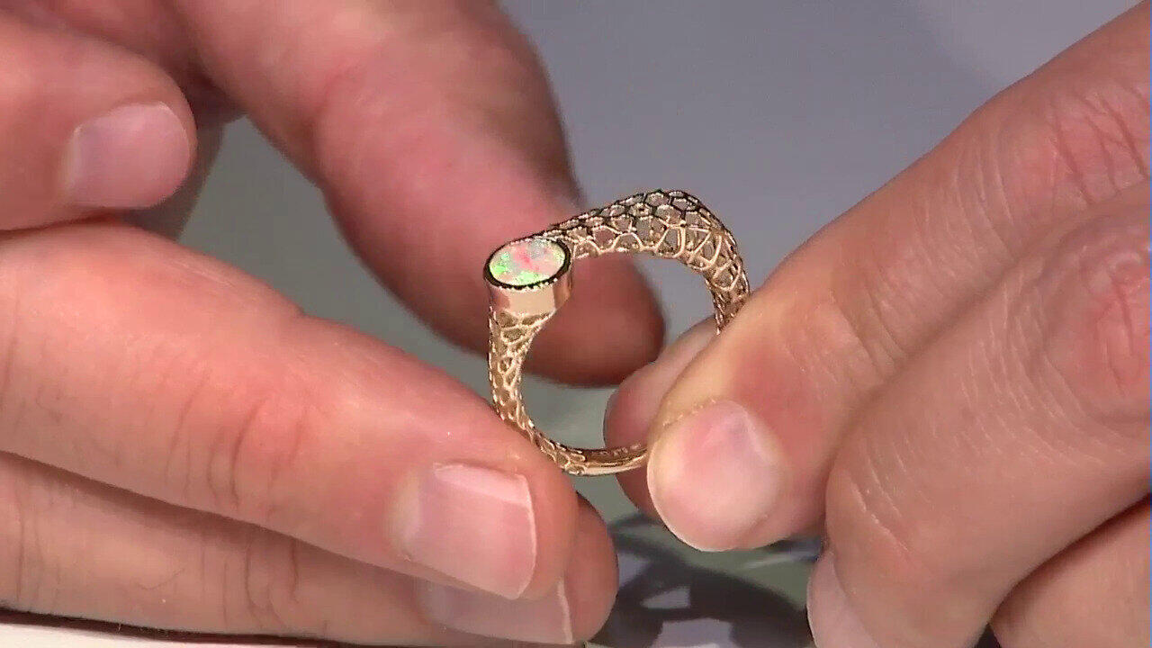 Video Anello in oro con Opale di Welo AAA (Ornaments by de Melo)