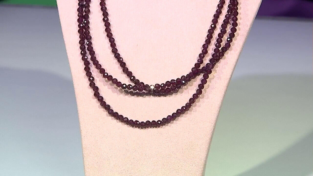 Video Collana in argento con Granato Mozambico