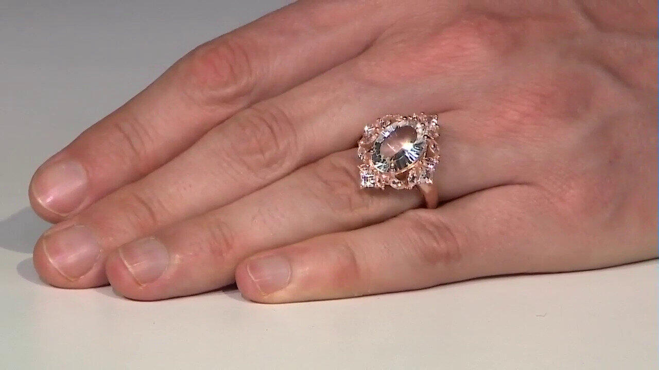 Video White Topaz Silver Ring