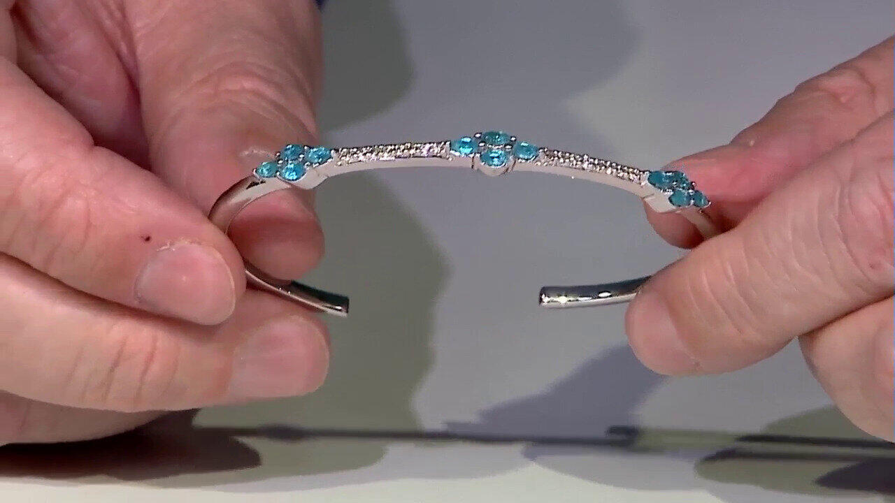 Video Bracelet en argent et Apatite bleu néon