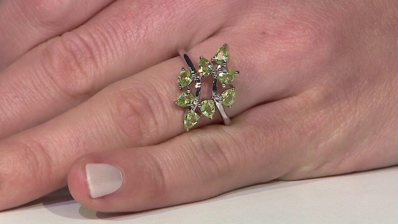 Video Anello in argento con Peridoto