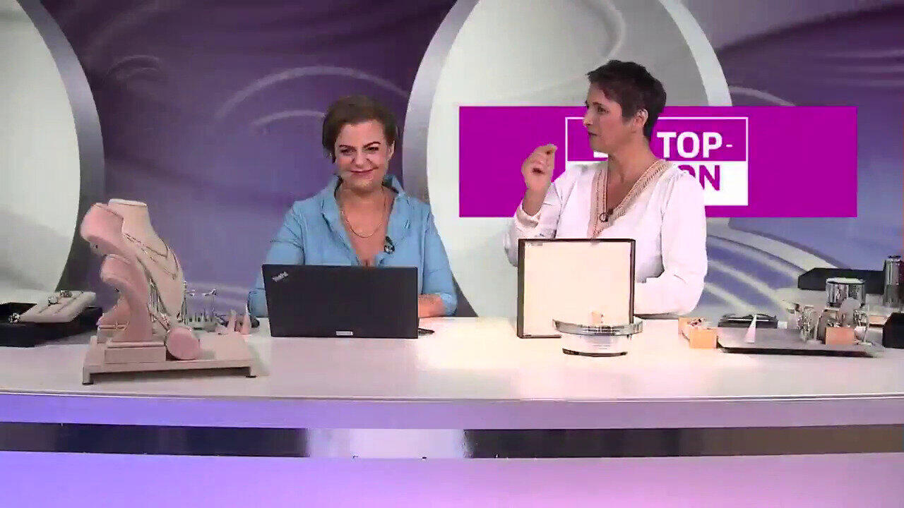 Video Zilveren ring met zirkonen (Adela Silber)