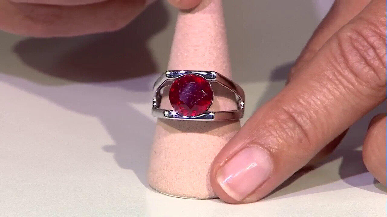 Video Zilveren ring met een Madagaskar Robijn (de Melo)