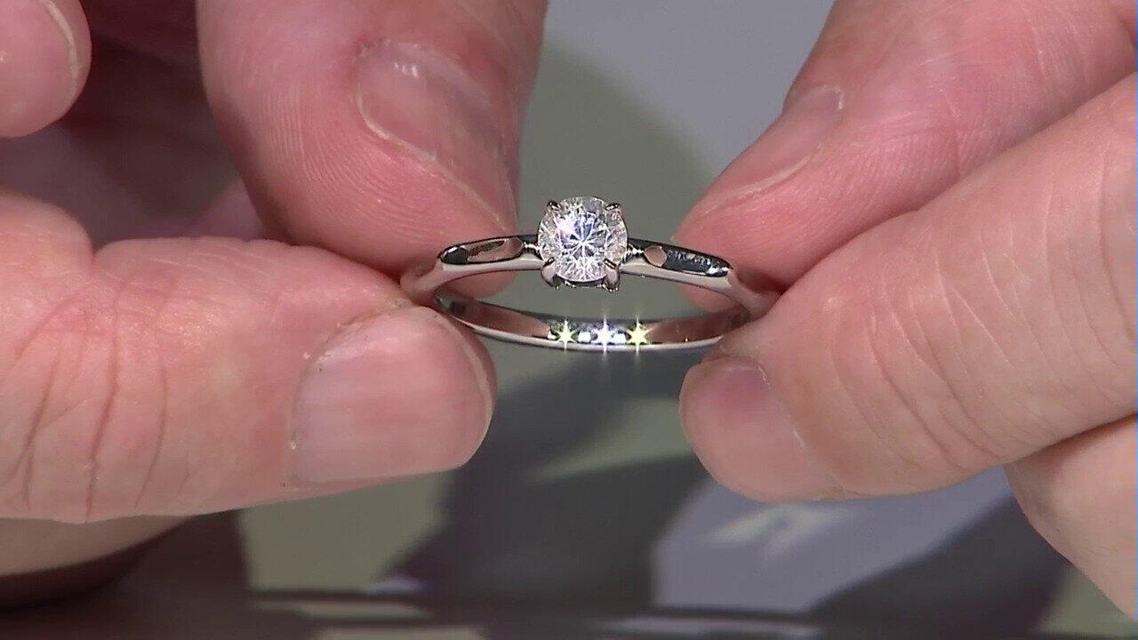 Video Zilveren ring met een zirkoon