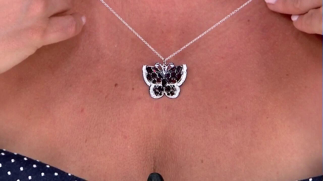 Video Garnet Silver Necklace