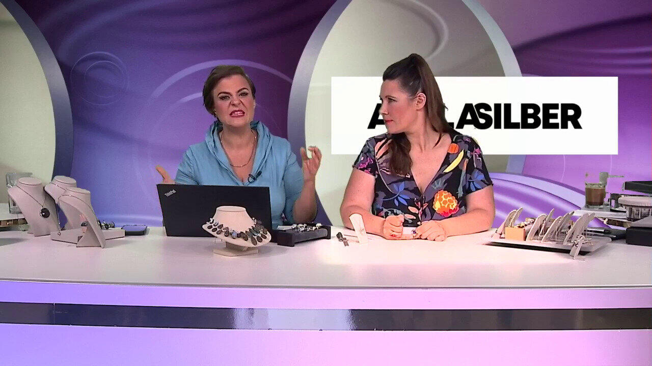 Video Anello in argento con Ametista (Adela Silber)
