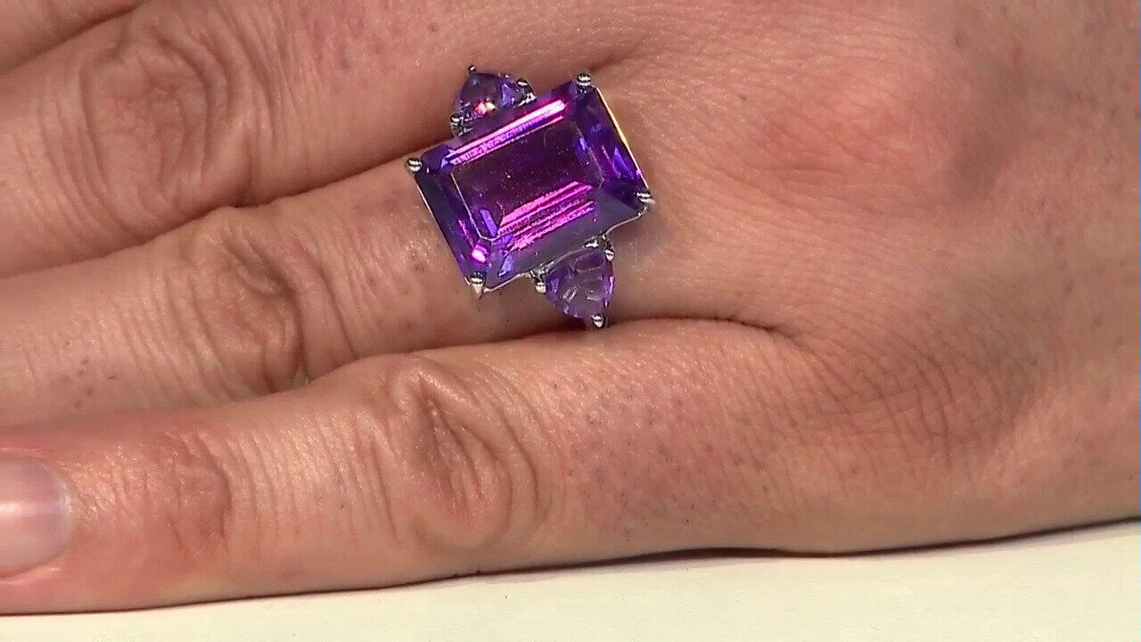 Video Anillo en plata con Amatista de Siberia