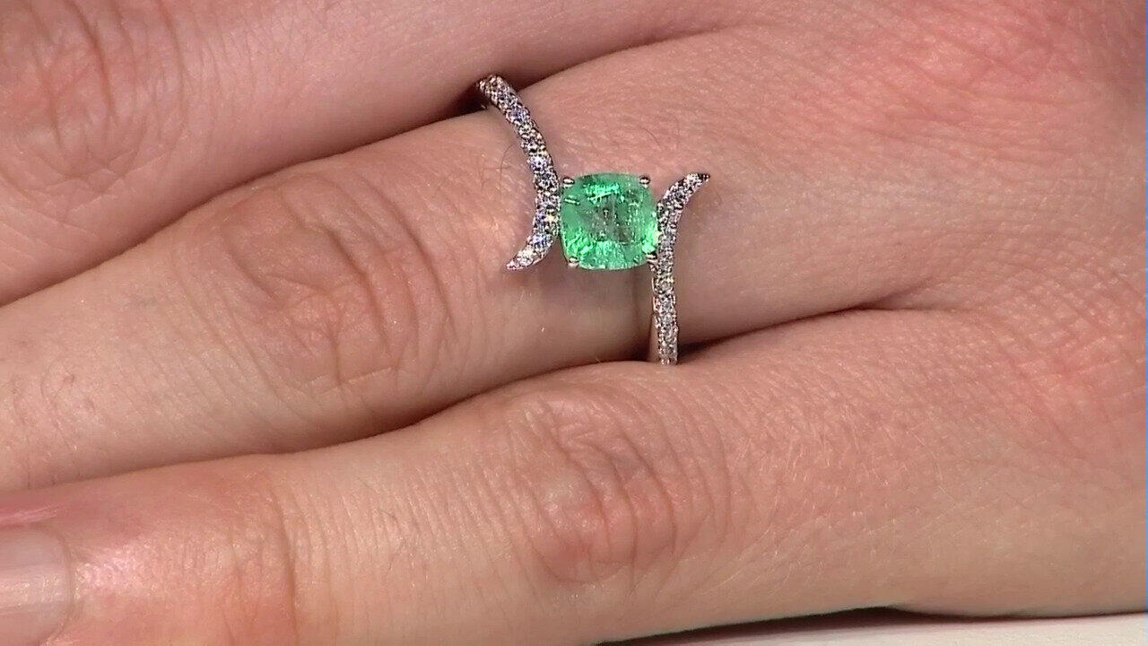 Video Russischer Smaragd-Goldring (AMAYANI)