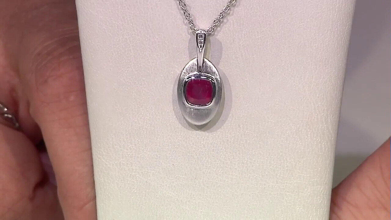 Video Madagascar Ruby Silver Necklace (de Melo)