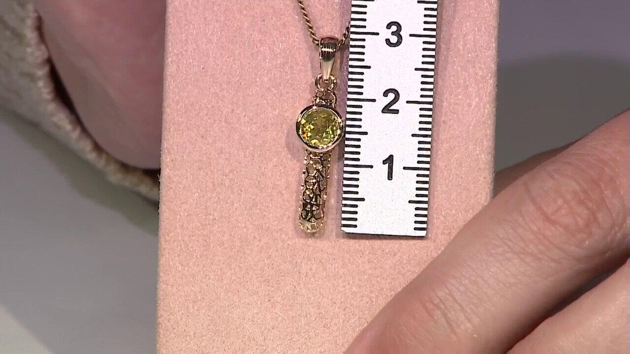 Video 9K Sphene Gold Pendant (Ornaments by de Melo)