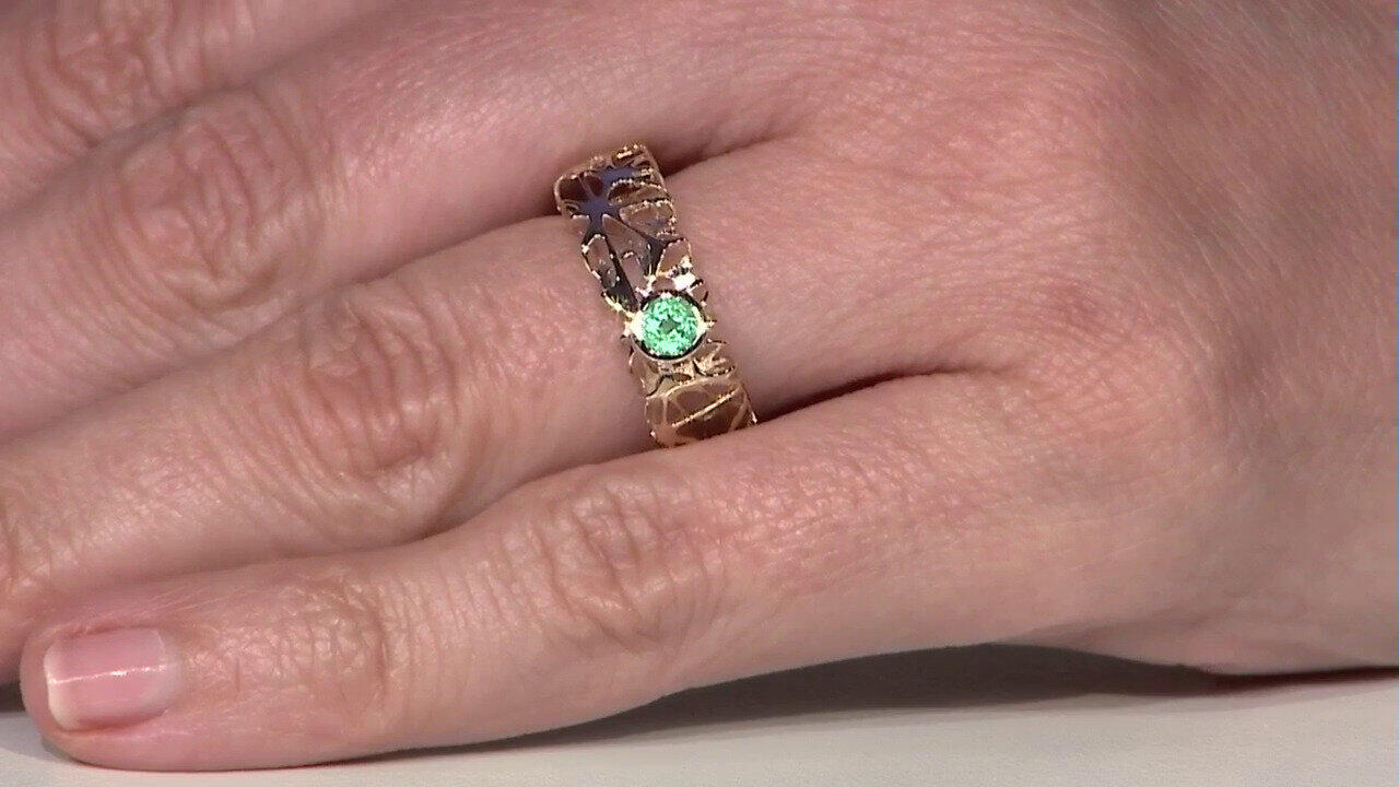 Video Bague en or et Emeraude de Russie (Ornaments by de Melo)