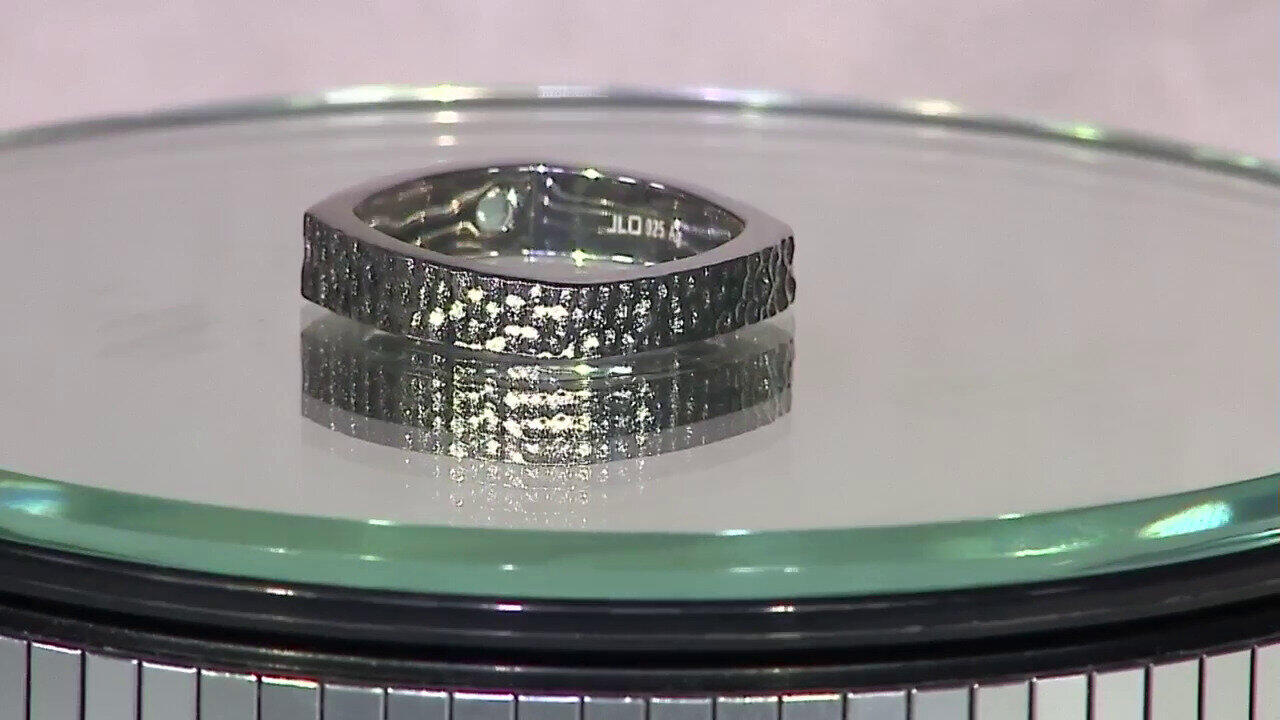 Video Bague en argent et Emeraude de Russie