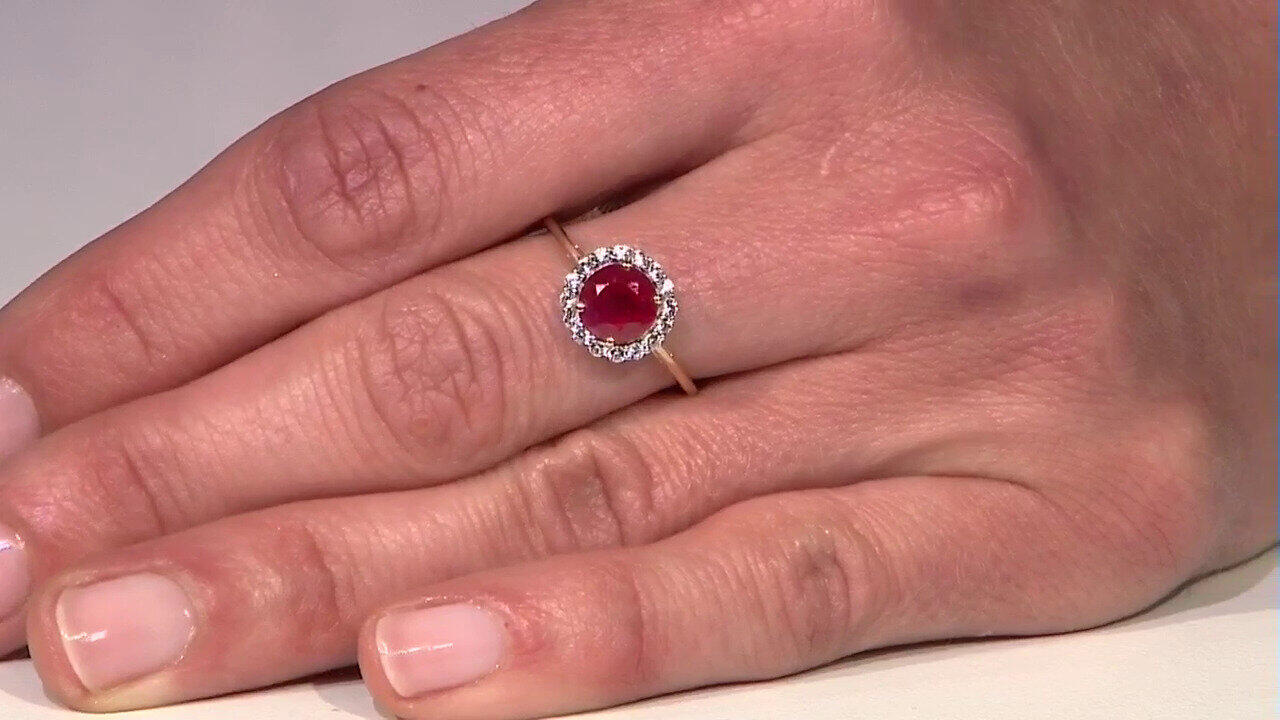 Video Gouden ring met een Madagaskar Robijn