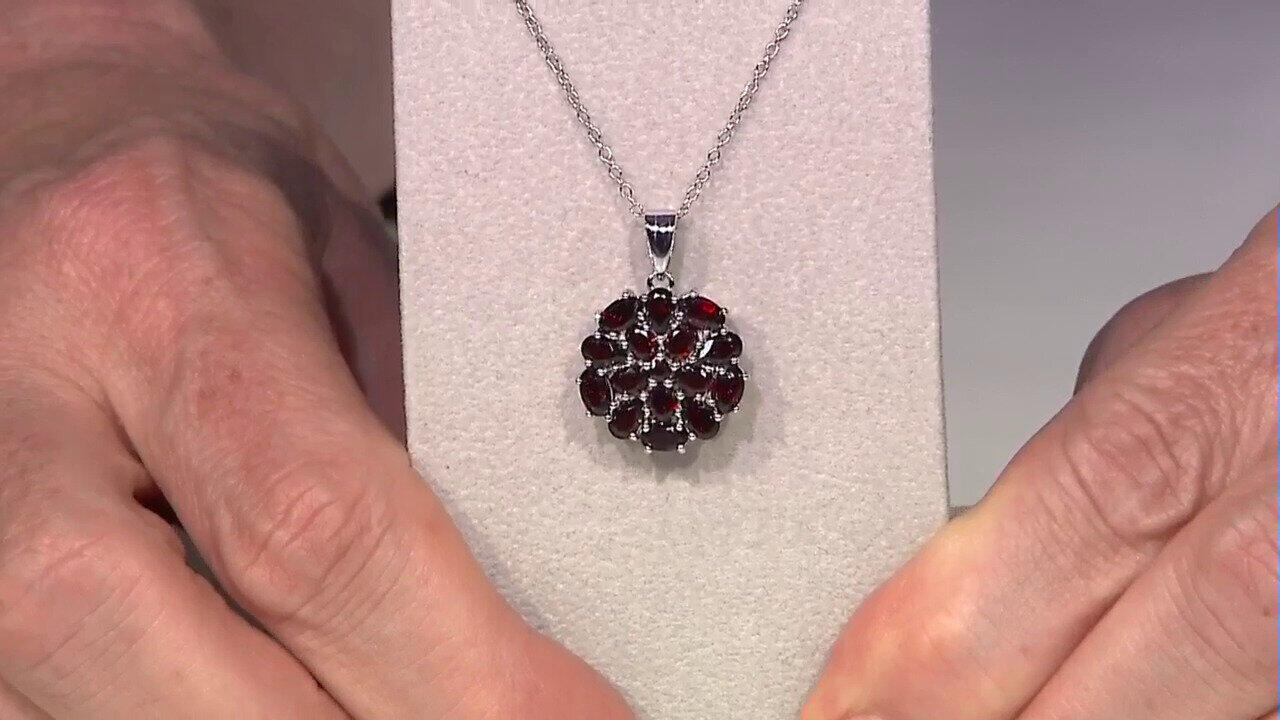 Video Garnet Silver Necklace