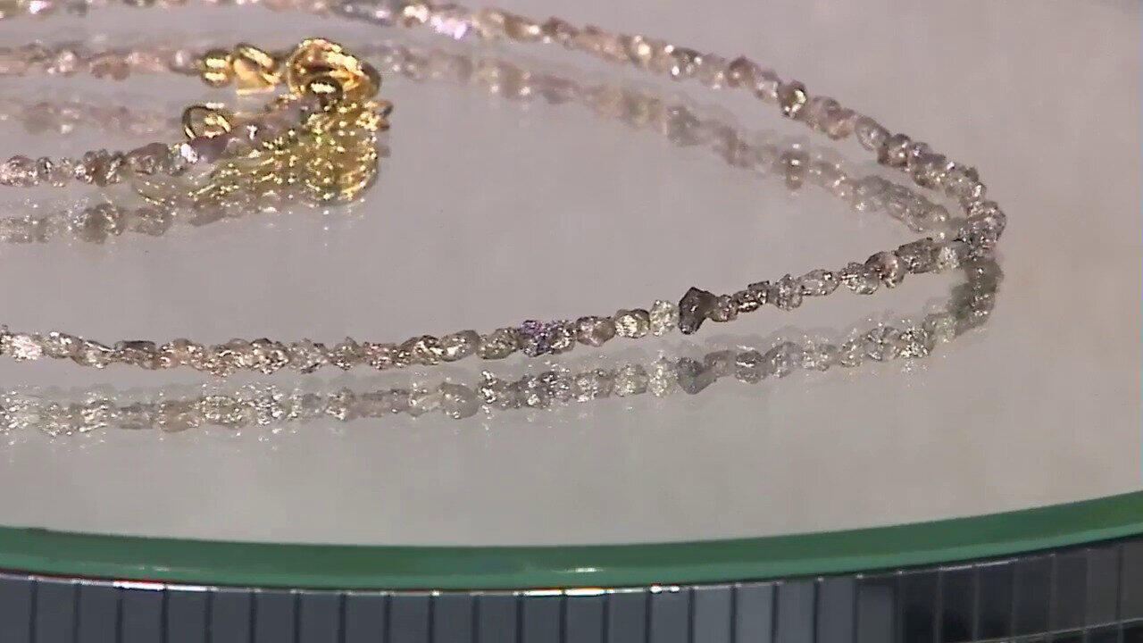 Video Zilveren halsketting met Champagne Diamanten