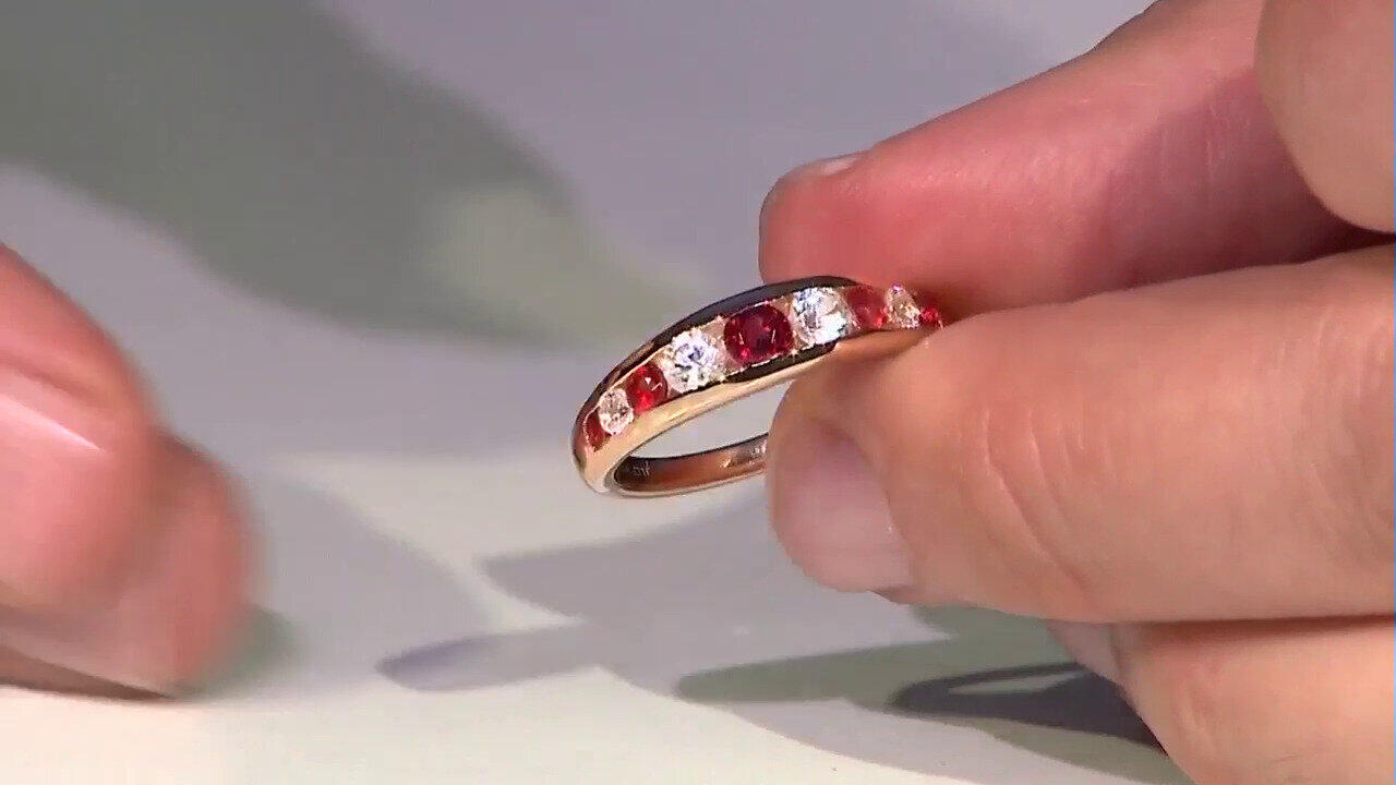 Video Tanzanian Ruby Silver Ring
